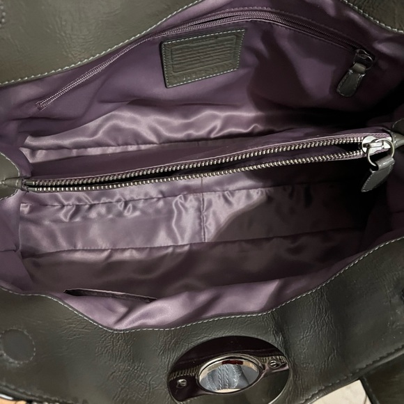 Coach silver purse - Picture 3 of 3